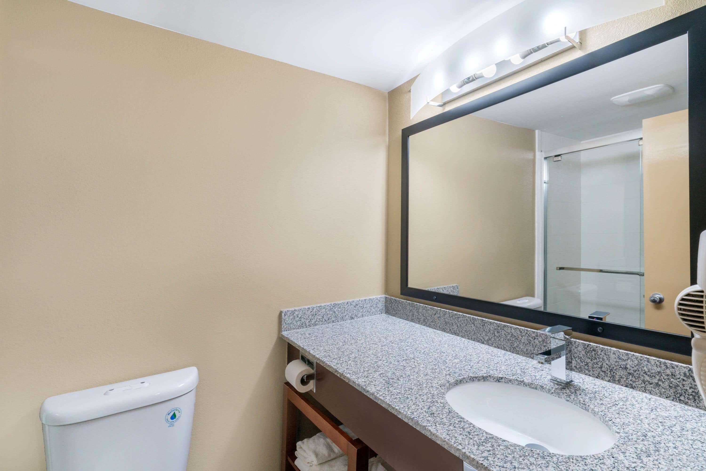 Super 8 By Wyndham Raleigh North East Hotel Luaran gambar