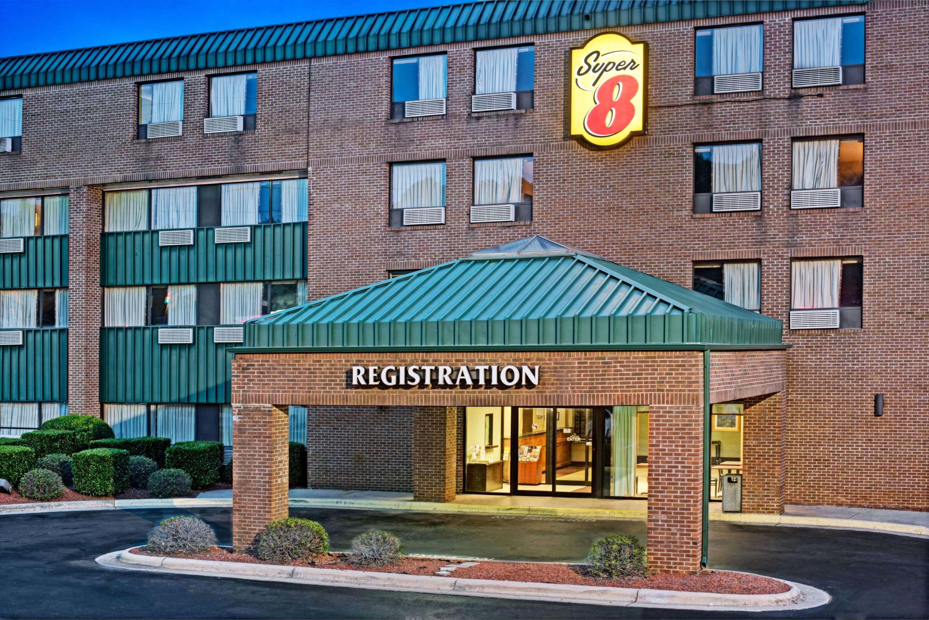 Super 8 By Wyndham Raleigh North East Hotel Luaran gambar